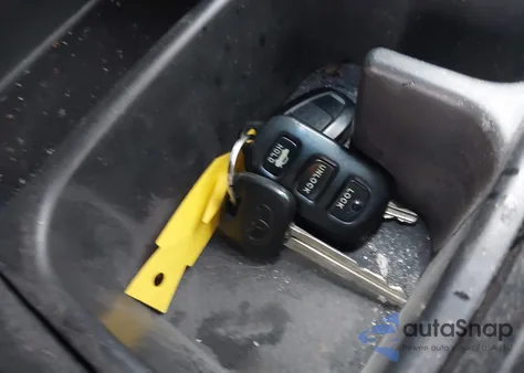 2004 Toyota Camry Le from USA, damaged, VIN 4T1BE32K94U353485